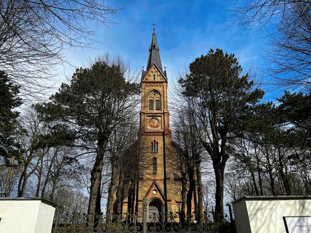 Торнякалнс. Лютеранская церковь