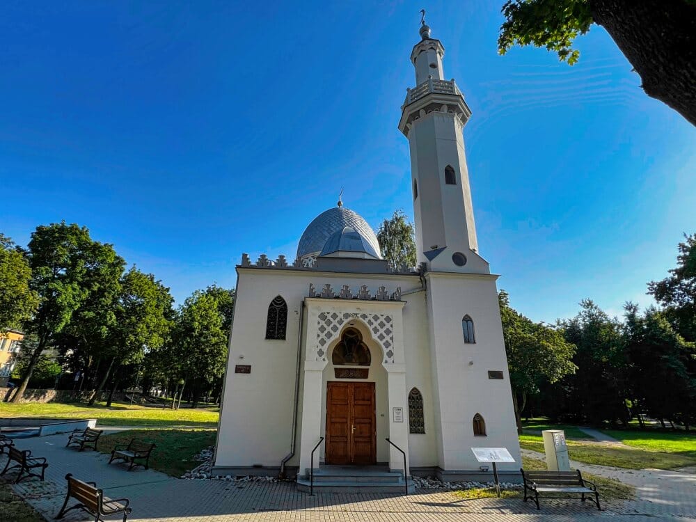 Каунас. Здание мечети в парке Рамибес