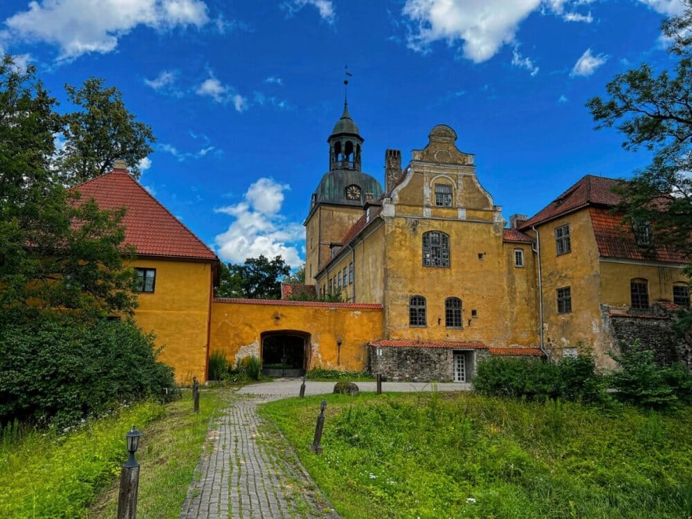 Лиелстраупский замок