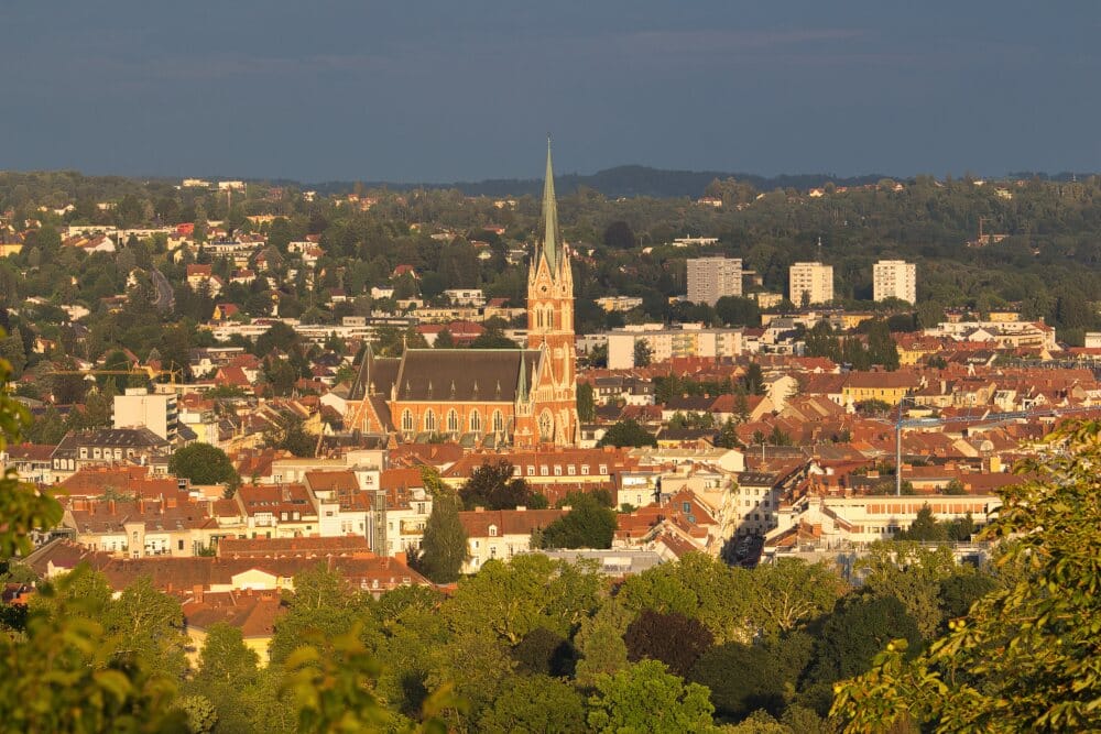 Панорама с холма Шлоссберг. Грац