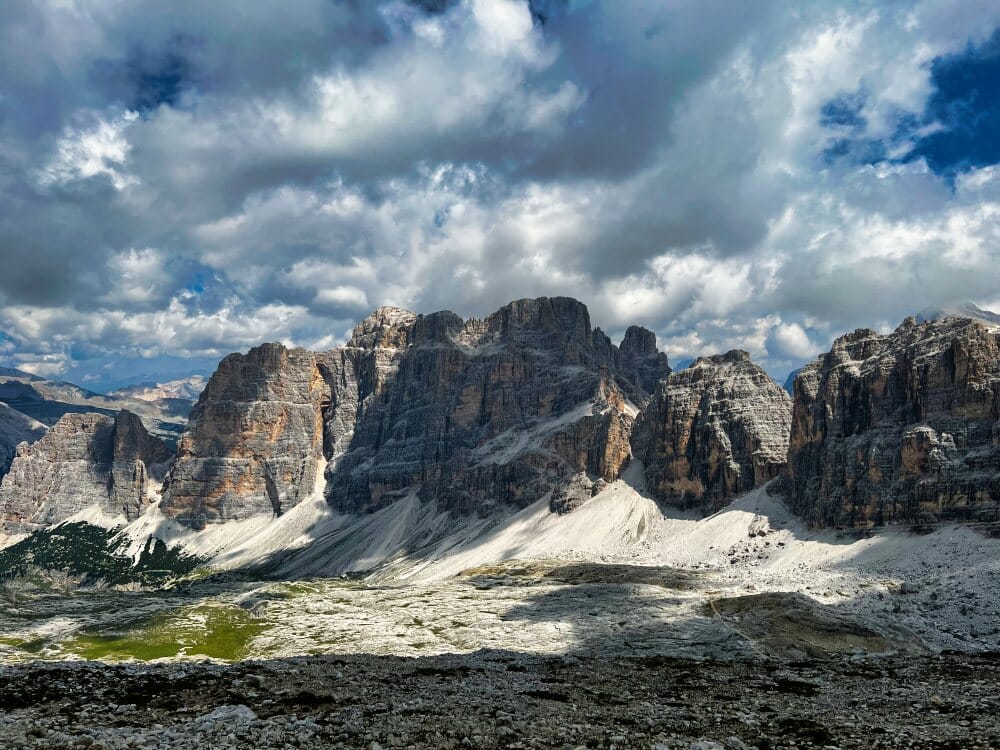 Вид на Доломиты с пика Лагацуои